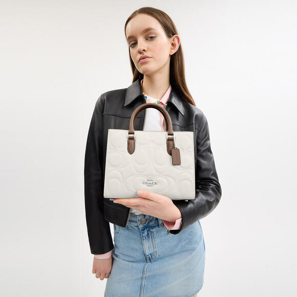 Maggie Small Tote Bag In Blocked Signature Leather Chalk/Tan - Picture 5 of 14